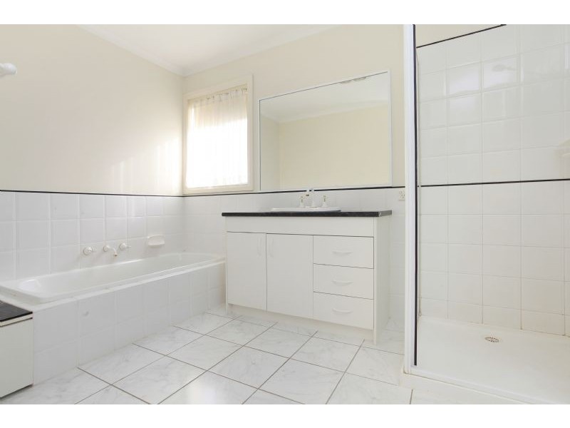 52 The Promenade, Narre Warren South VIC 3805