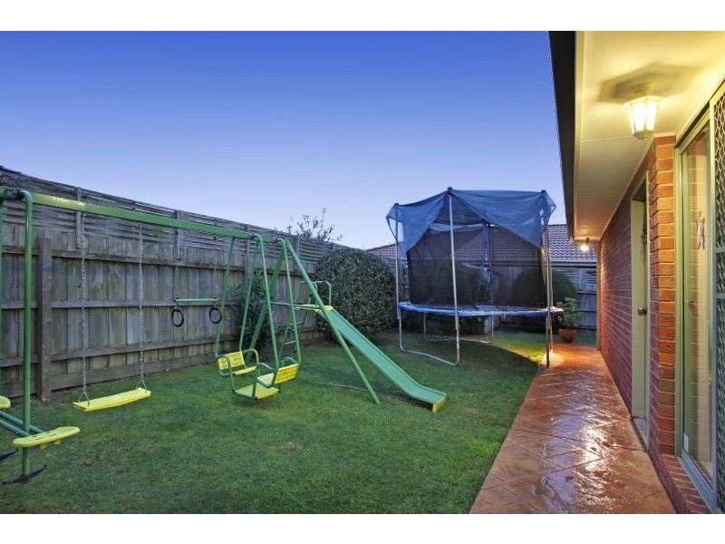 11 Brendan Court, Hallam VIC 3803