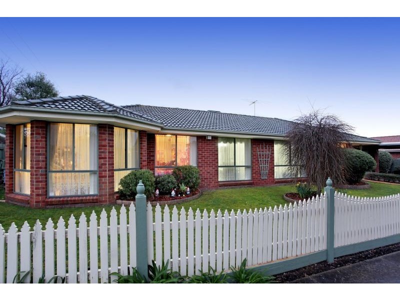 11 Brendan Court, Hallam VIC 3803