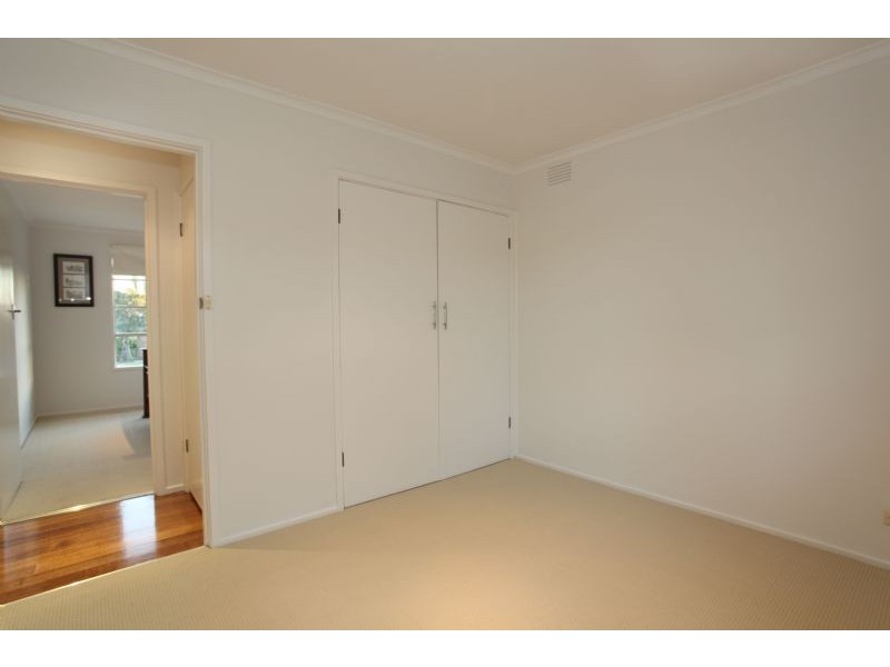 1/15 Sweeney Drive, Narre Warren VIC 3805