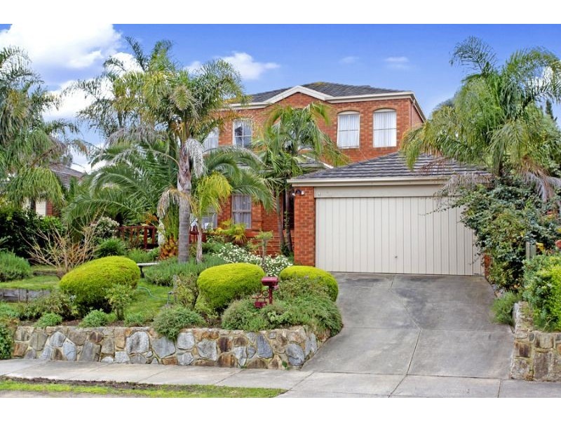 4 Cullen Close, Berwick VIC 3806