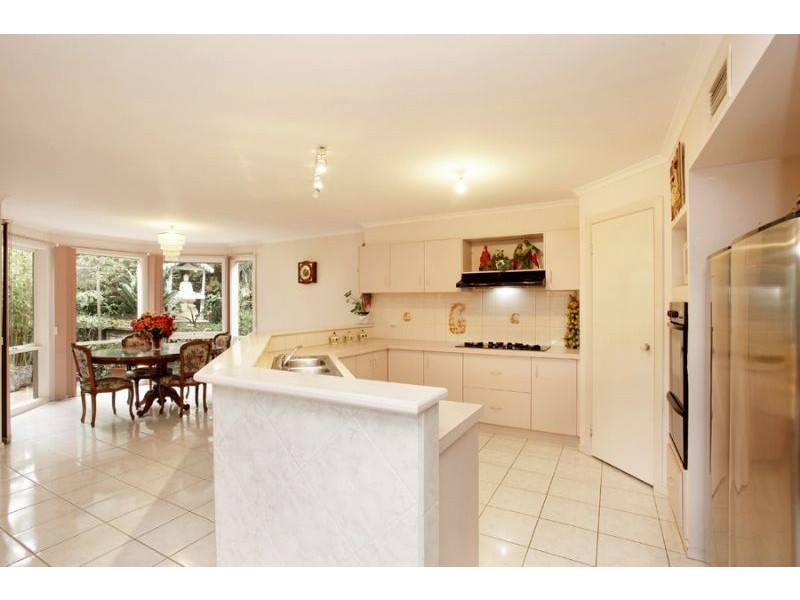 4 Cullen Close, Berwick VIC 3806