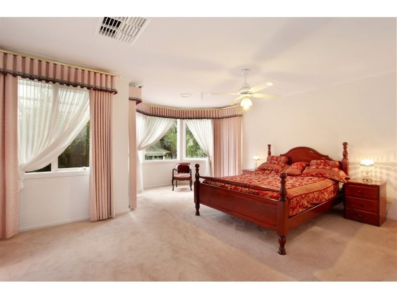4 Cullen Close, Berwick VIC 3806