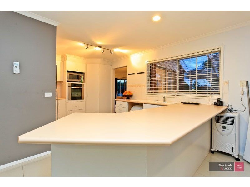 13 Highland Crescent, Narre Warren South VIC 3805