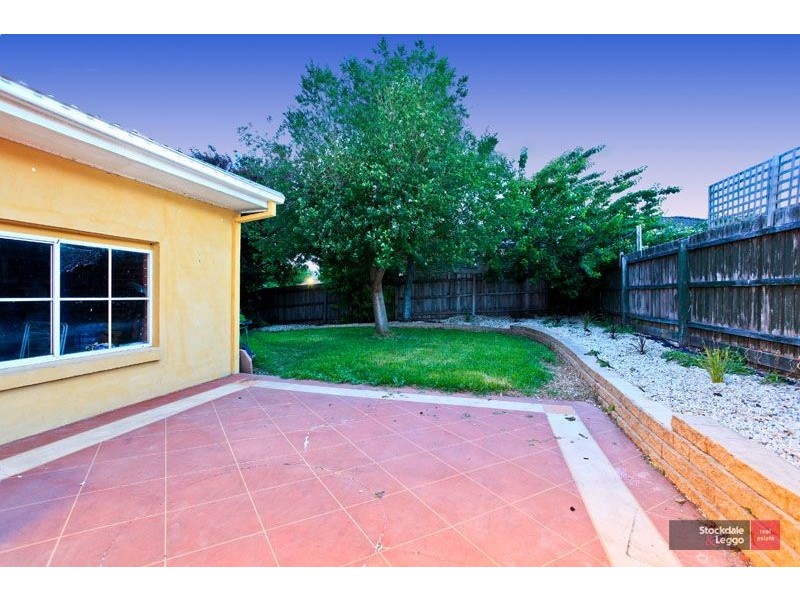 13 Highland Crescent, Narre Warren South VIC 3805