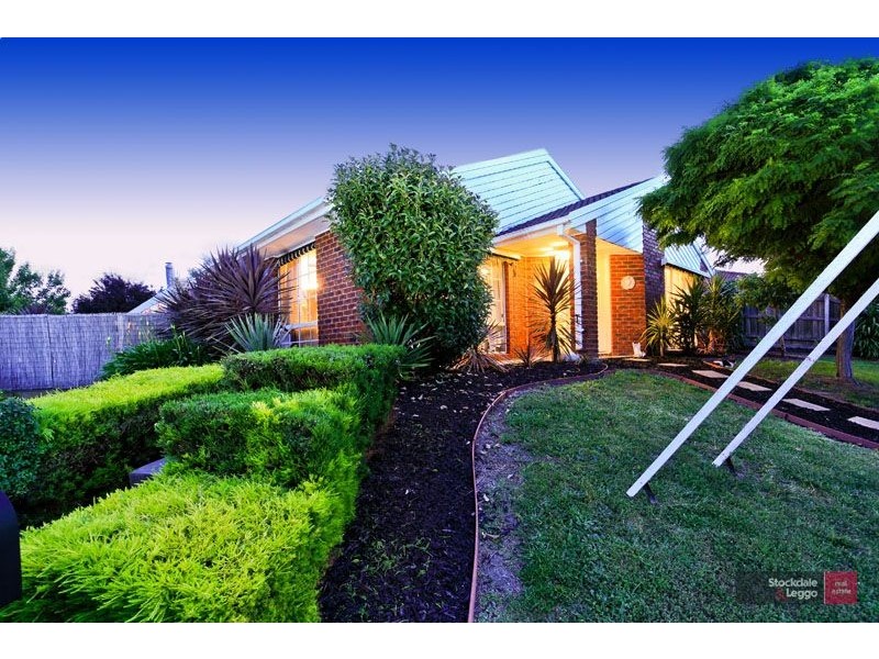 13 Highland Crescent, Narre Warren South VIC 3805