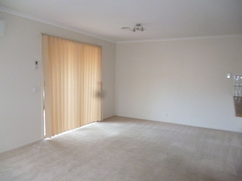 4 Shady Close, Narre Warren South VIC 3805