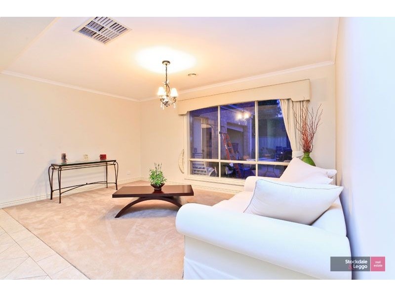 42 Marsh Grove, Berwick VIC 3806