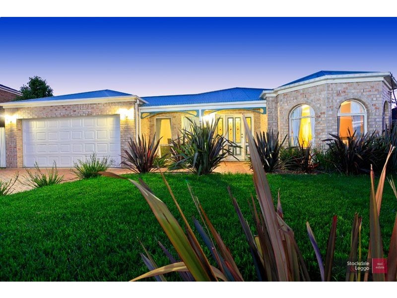 42 Marsh Grove, Berwick VIC 3806