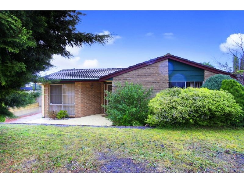 40 Garnet Close, Narre Warren VIC 3805