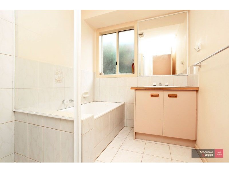 71 Marson Crs, Hallam VIC 3803