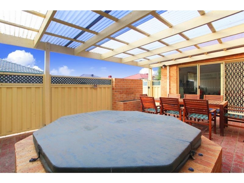 52  The Promenade, Narre Warren South VIC 3805