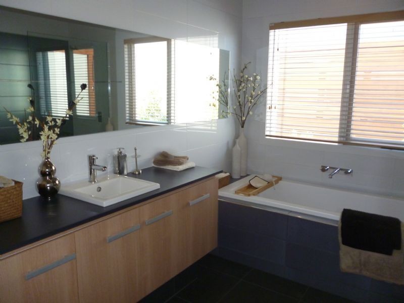 8 Brookwater Parade, Lyndhurst VIC 3975