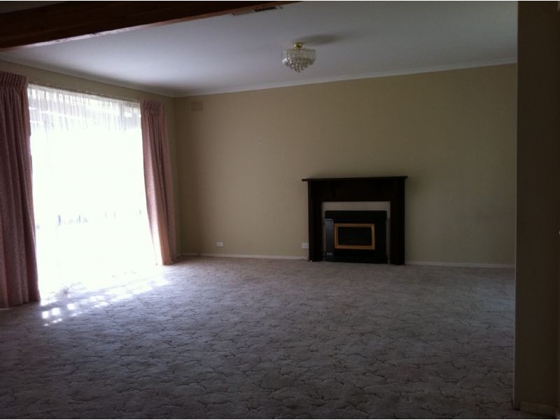 45 Fountain Drive, Narre Warren VIC 3805