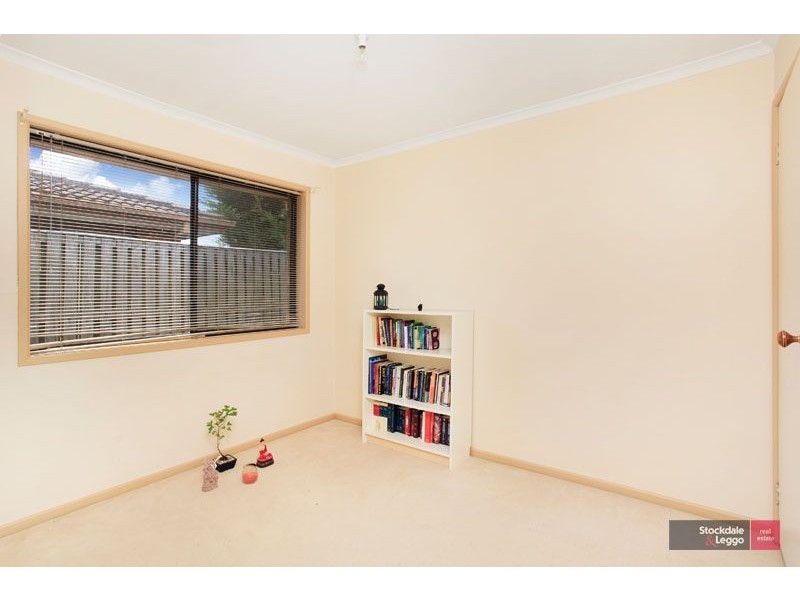 2/120 Fleetwood Drive, Narre Warren VIC 3805