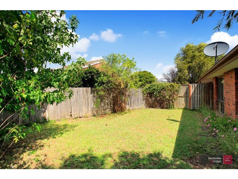 2/120 Fleetwood Drive, Narre Warren VIC 3805