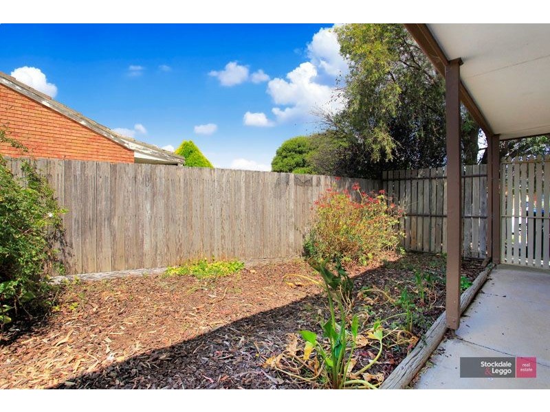 2/120 Fleetwood Drive, Narre Warren VIC 3805