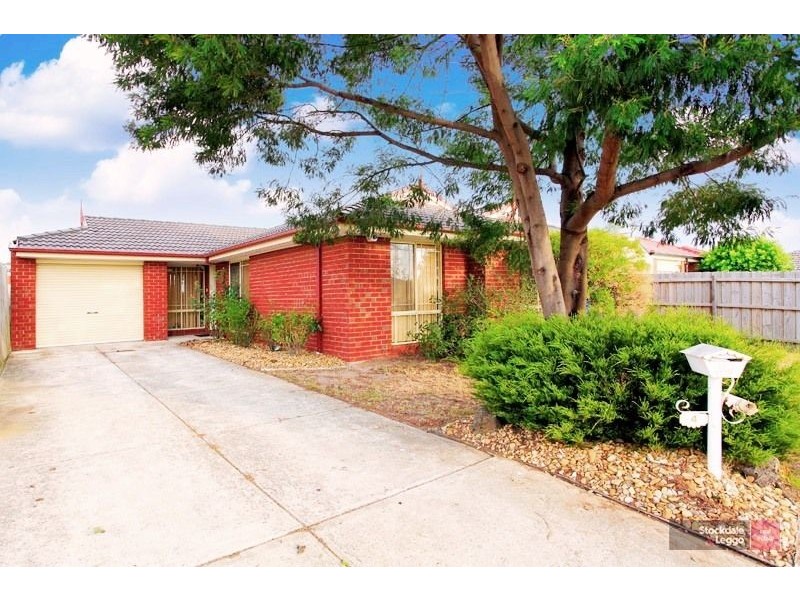 4 Shady Close, Narre Warren South VIC 3805