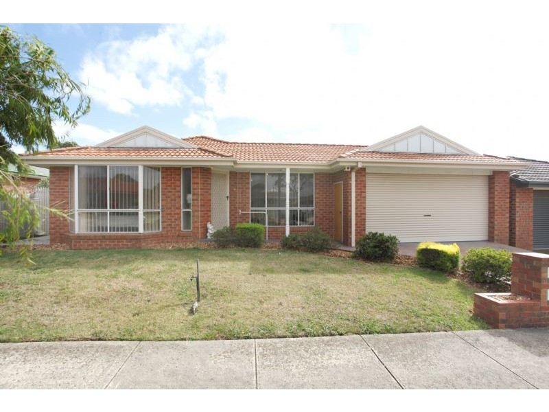 10 Brendan Court, Hallam VIC 3803