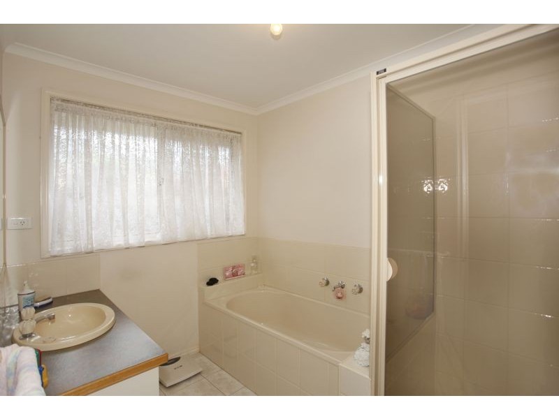 10 Brendan Court, Hallam VIC 3803