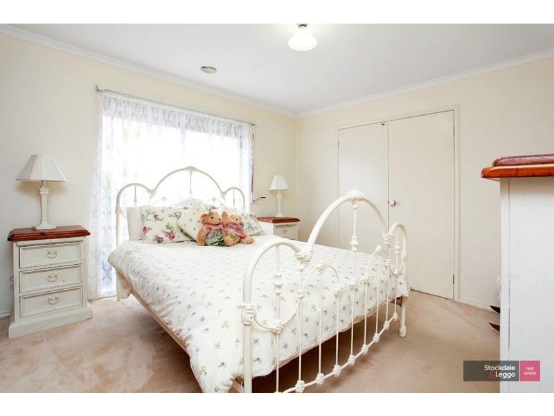 24 Hallmark Drive, Narre Warren South VIC 3805