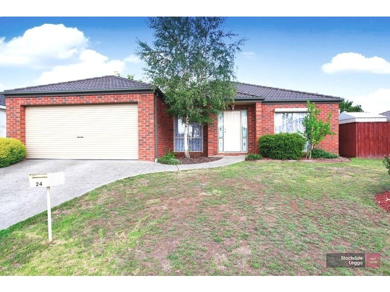 24 Hallmark Drive, Narre Warren South VIC 3805