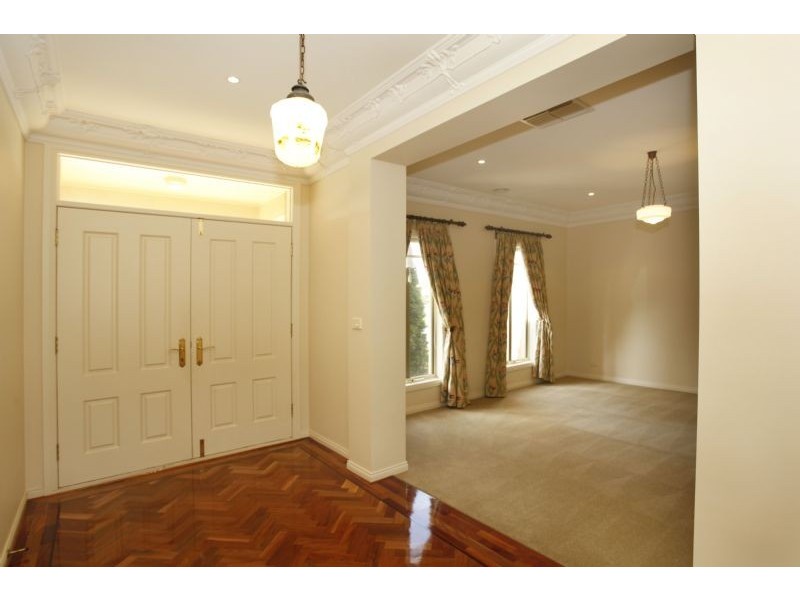 3 View Park Circuit, Narre Warren South VIC 3805