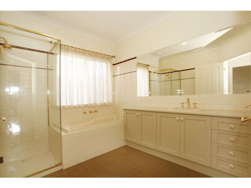 3 View Park Circuit, Narre Warren South VIC 3805