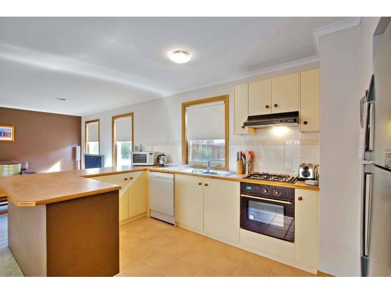 4 Grandview Terrace, Narre Warren South VIC 3805