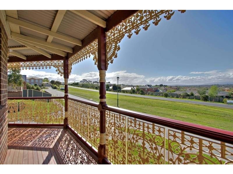 4 Grandview Terrace, Narre Warren South VIC 3805