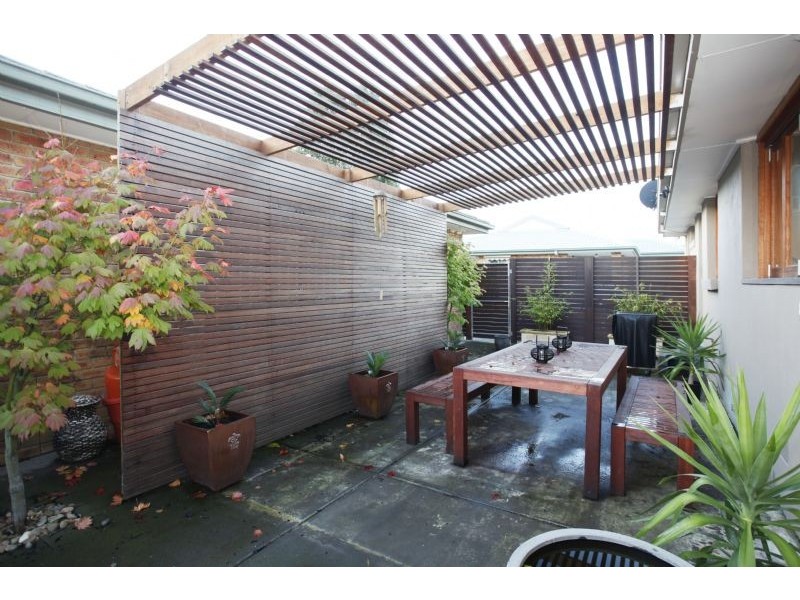 1/22-24 Shrives Road, Narre Warren VIC 3805