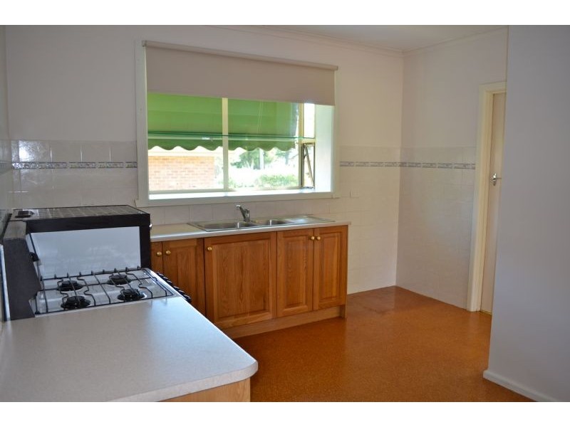 2 Evan Street, Berwick VIC 3806