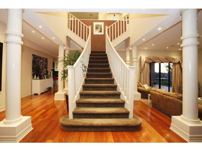 25 Aranmore Crescent, Narre Warren North VIC 3804