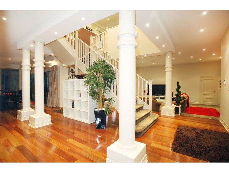 25 Aranmore Crescent, Narre Warren North VIC 3804