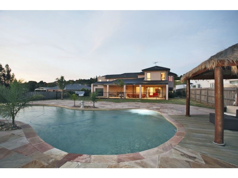 25 Aranmore Crescent, Narre Warren North VIC 3804