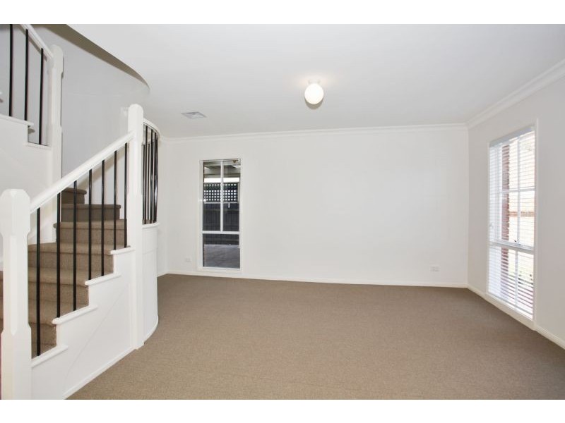 8 Hedley Court, Narre Warren VIC 3805