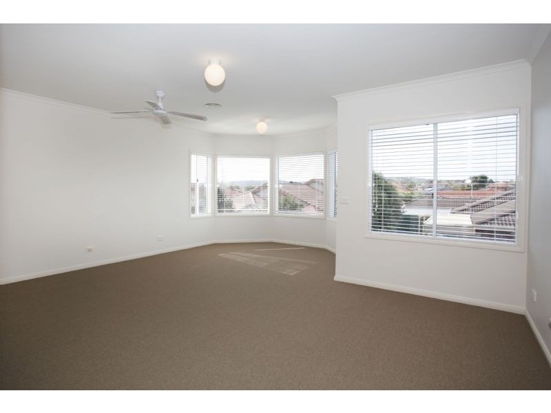 8 Hedley Court, Narre Warren VIC 3805