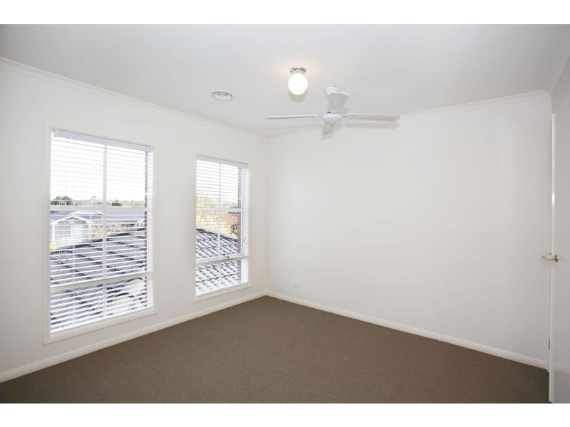 8 Hedley Court, Narre Warren VIC 3805