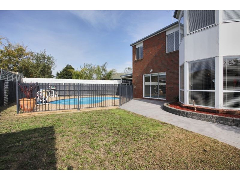 8 Hedley Court, Narre Warren VIC 3805