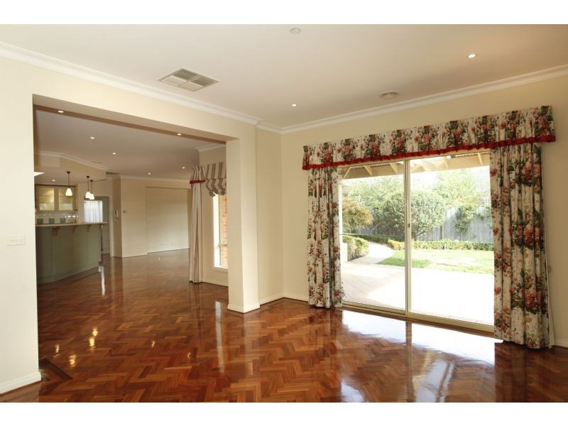 3 View Park Circuit, Narre Warren South VIC 3805