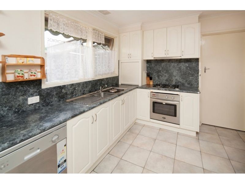 16 Richardson Street, Narre Warren VIC 3805