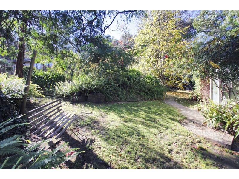 33 St Georges Road, Beaconsfield Upper VIC 3808