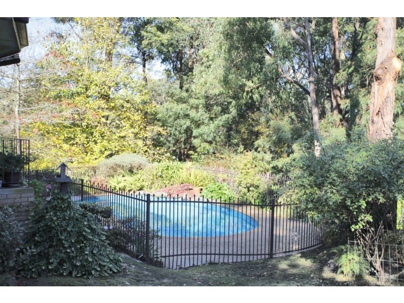 33 St Georges Road, Beaconsfield Upper VIC 3808