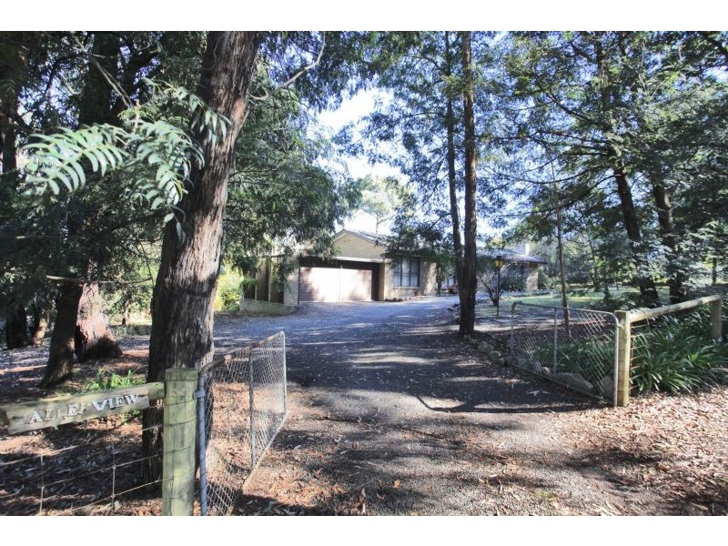 33 St Georges Road, Beaconsfield Upper VIC 3808