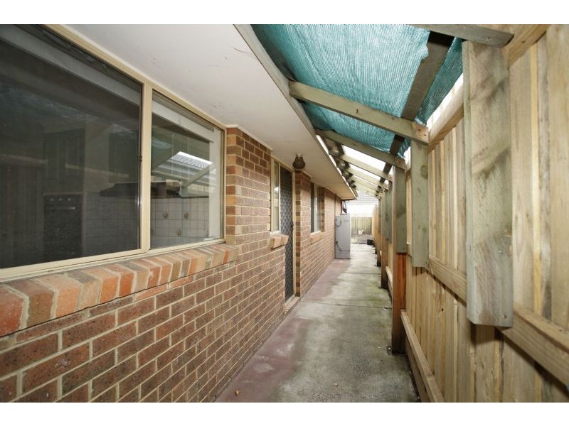 13 County Drive, Berwick VIC 3806