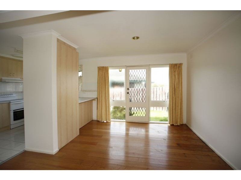 35 Fountain Drive, Narre Warren VIC 3805