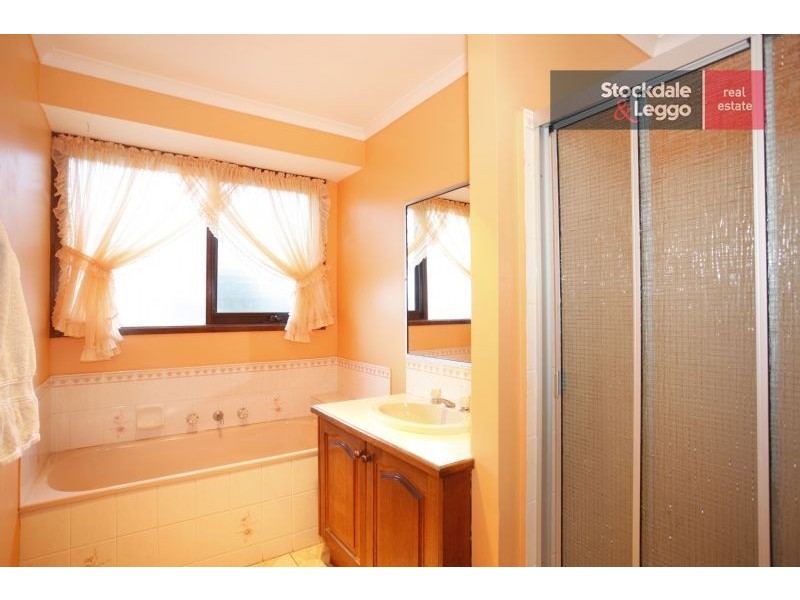 5 Manna Gum Court, Narre Warren VIC 3805