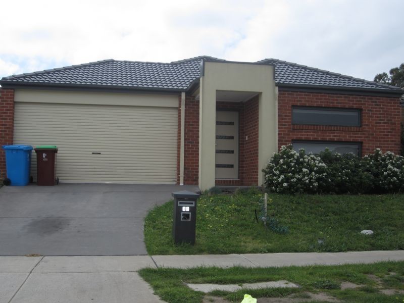 30 Silverwattle Drive, Lyndhurst VIC 3975