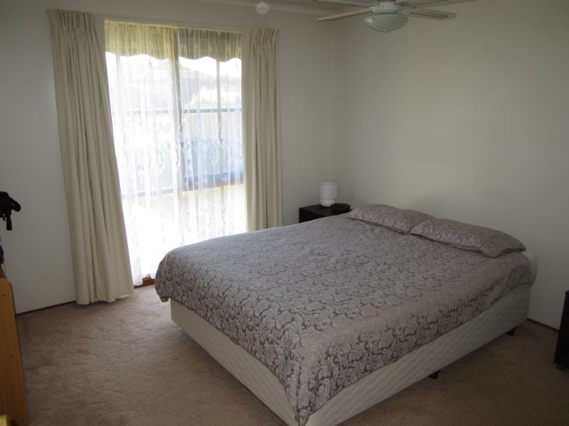 26 Eyebright Sqaure, Hallam VIC 3803