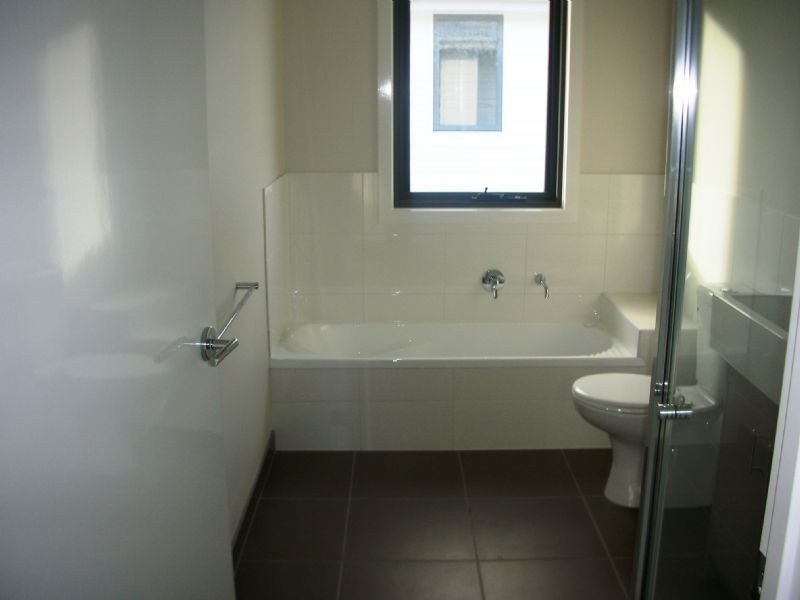 North Shore VIC 3214